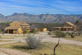 8525 Tanque Verde Rd, Tucson, AZ 85749-6511