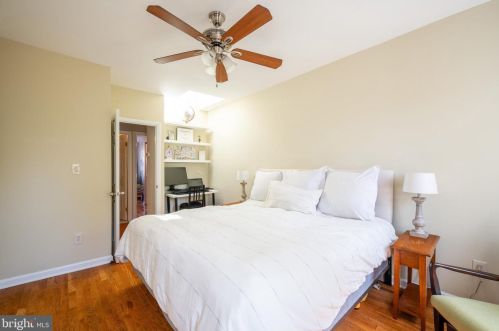 1624 D St, Washington DC  20003-2440 exterior