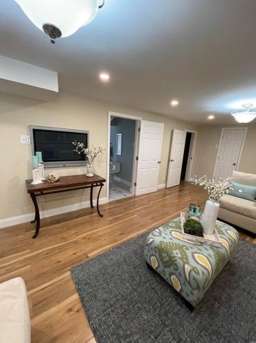 10523 Edgefield Dr, Saint Louis MO 63136-5416 exterior