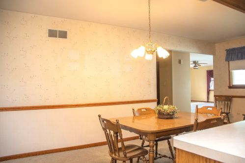 1425 May St, Joliet IL 60436-2042 exterior