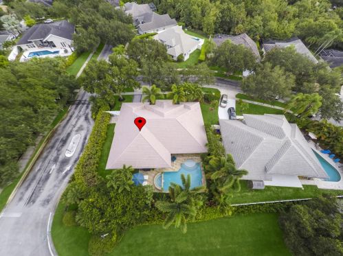 102 Jeanette Way, Jupiter FL exterior