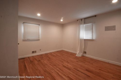 3225 Kickapoo Ave, Point Pleasant Beach NJ 08742-3429 exterior