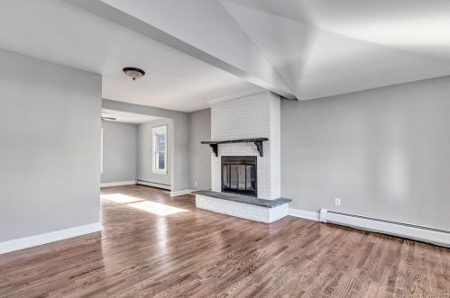 41 Spg St, Milford CT 06460-5052 exterior