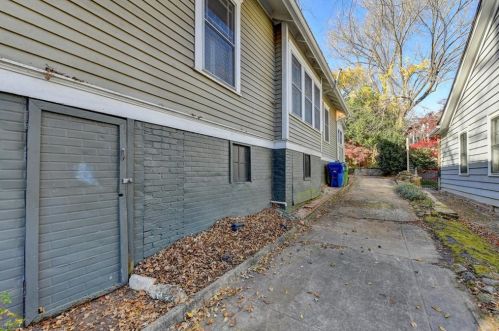 1244 Mansfield Ave, Atlanta GA 30307-1529 exterior