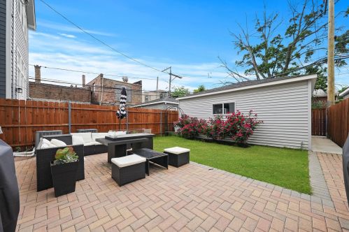 1614 Hamlin Ave, Chicago IL  60647-4608 exterior