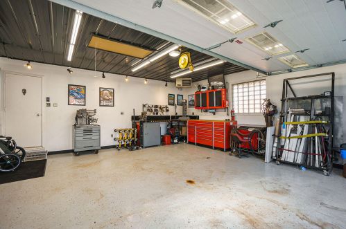 4162 Bronson Blvd, Kalamazoo MI 49008-3159 exterior