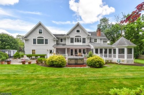 1 Briarcliffe Dr, Scotch Plains NJ 07076-2314 exterior