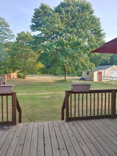 1547 Duck Lk Rd, Meskegon MI 49445-8329 exterior