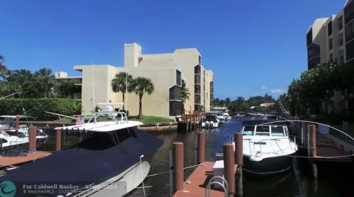 17 Royal Palm Way, Boca Raton, FL 33432-8758