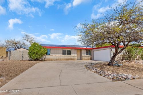 8545 Helen Pl, Tucson, AZ 85715-5423