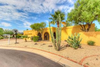 2916 Las Rocas Dr, Phoenix, AZ 85028-5321