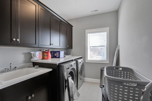 292 Fremont Ave, Elmhurst IL 60126-2200 exterior