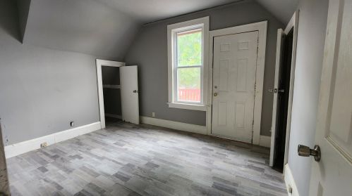 2452 21 St, Milwaukee WI 53206-1557 exterior