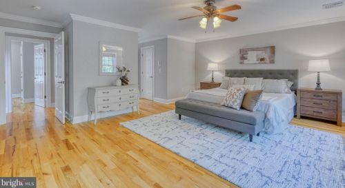 2518 Delancey St, Philadelphia PA 19103-6409 exterior