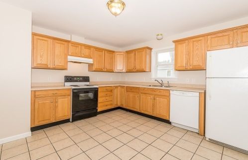 85 Kenberma Rd, Worcester MA 01604-3951 exterior