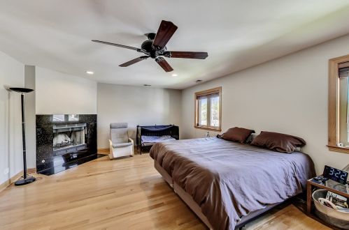 6221 Kildare Ave, Chicago IL 60803-2109 exterior