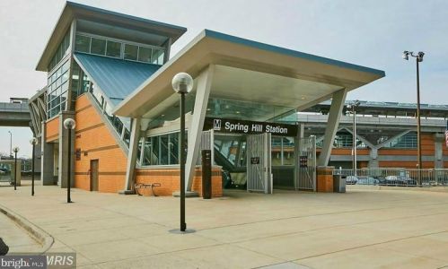 8370 Greensboro Dr, Mc Lean VA  22102-3515 exterior