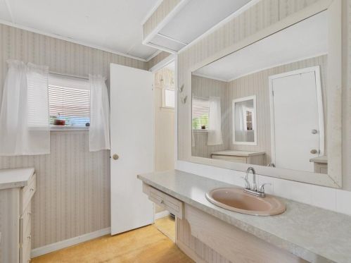 36 Del Prado St, Fort Pierce FL 34952-2850 exterior