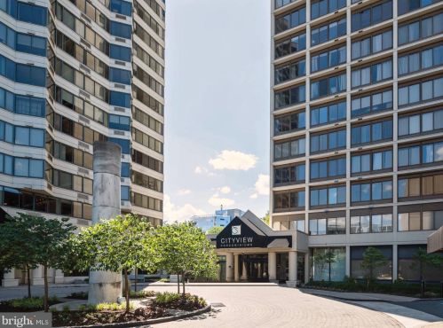 2001 Hamilton St, Philadelphia PA  19130-4298 exterior