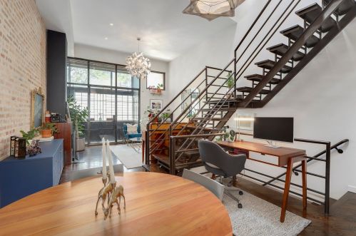 2220 Potomac Ave, Chicago IL 60651-1854 exterior