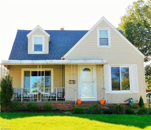 2427 Brookdale Ave, Cleveland, OH 44134-1901