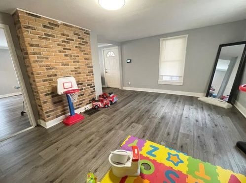 10060 Grandview Ave, Pittsburgh PA 15237-2253 exterior