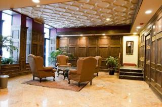 18 Elm St, Chicago IL  60611-2715 exterior