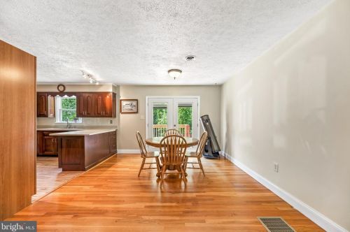 1070 Carson Dr, Huntingtown MD 20639-9507 exterior