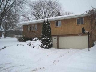 2092 Admiral St, Dubuque, IA 52002-0431