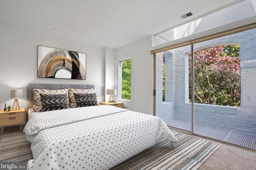 13 9, Washington DC 20001-4427 exterior