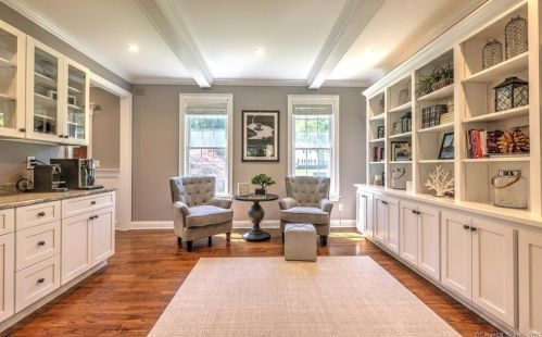 60 Milford Chase, Milford CT 06461-9124 exterior