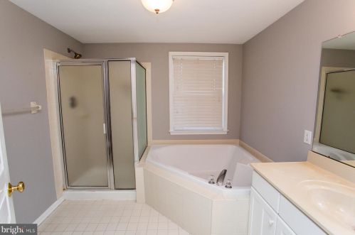 109 Hartman Rd, Pottstown PA 19465-7573 exterior