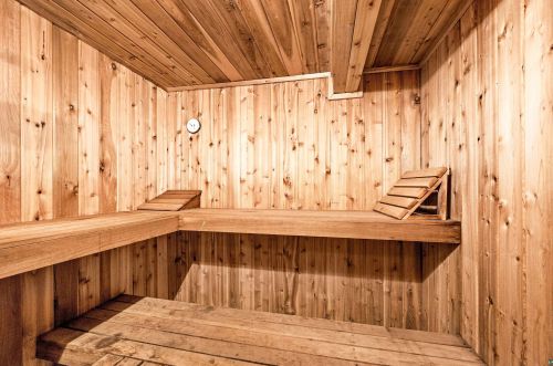 4830 Wyoming St, Duluth MN 55804-1242 exterior