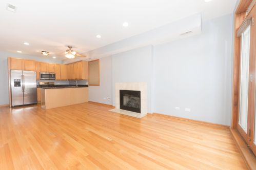 1613 Grand Ave, Chicago IL 60622-6308 exterior