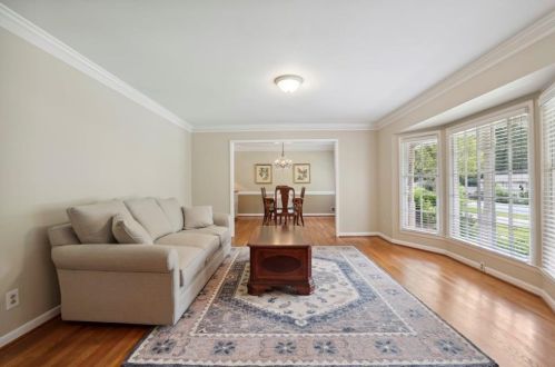 5567 Benton Woods Dr, Atlanta, GA 30342-1308