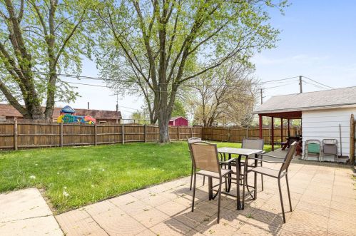 2506 Fairway Dr, Joliet IL 60435-5220 exterior