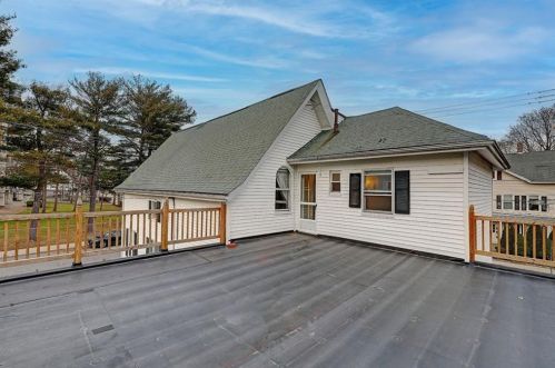 172 Pond St, Woonsocket RI  02895-2007 exterior