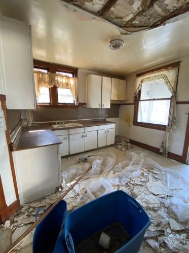 11336 Calumet Ave, Chicago IL 60628-5019 exterior