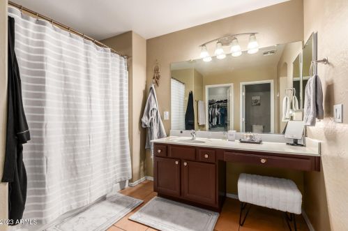 2213 65th Dr, Phoenix AZ  85035-3405 exterior