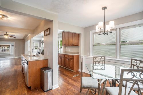 80 Lakeshore Blvd, Meskegon MI 49444-3819 exterior