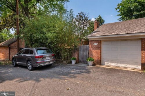 4654 Upton St, Washington DC 20016-2370 exterior