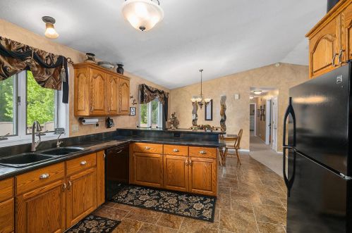 8415 Hidden Dr, Middlevle MI 49333-9186 exterior