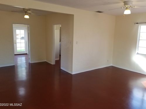 1723 Linden St, Tucson AZ 85705-8935 exterior