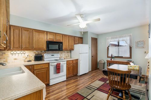 5056 Green Meadow Rd, Kalamazoo MI  49009-1254 exterior