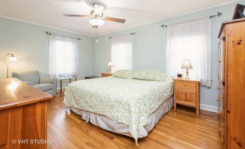 6353 Le Mai Ave, Chicago IL 60712-3013 exterior