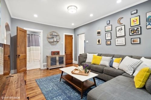 4705 Berteau Ave, Chicago IL  60641-1806 exterior