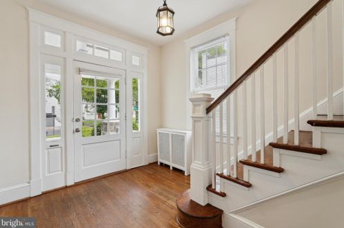 4226 Fessenden St, Washington DC  20016-4072 exterior