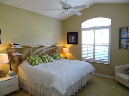 1626 Shelburnie Way, Fort Pierce FL  34952-6054 exterior