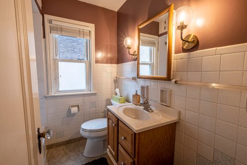 4088 Glenway St, Milwaukee WI 53222-1115 exterior