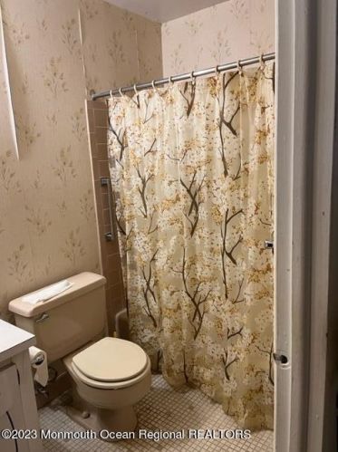 10 Homestead Dr, Lakehurst NJ 08759-1909 exterior